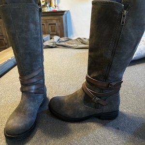 beautiful gray riding boots  size 7